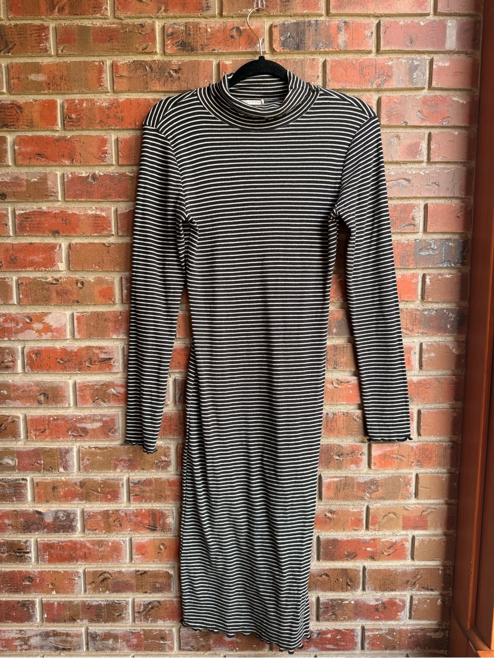 Heart & Hips Black and White Striped Long Sleeve Midi Dress